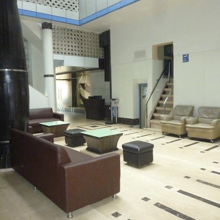 Hotel Stars Мумбай Екстериор снимка